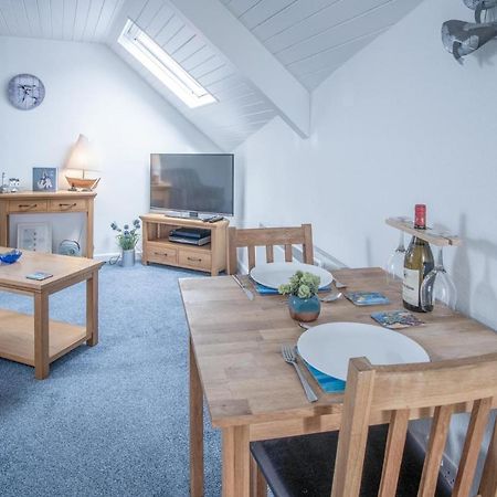 St Julians View - 1 Bedroom Apartment - Tenby Luaran gambar