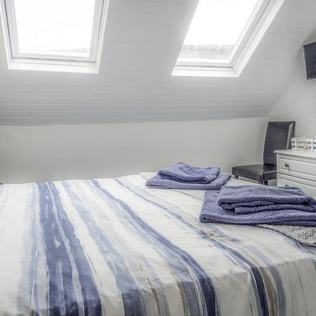 St Julians View - 1 Bedroom Apartment - Tenby Luaran gambar