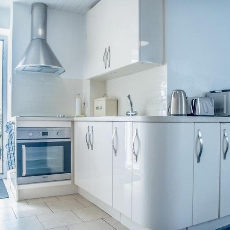 St Julians View - 1 Bedroom Apartment - Tenby Luaran gambar