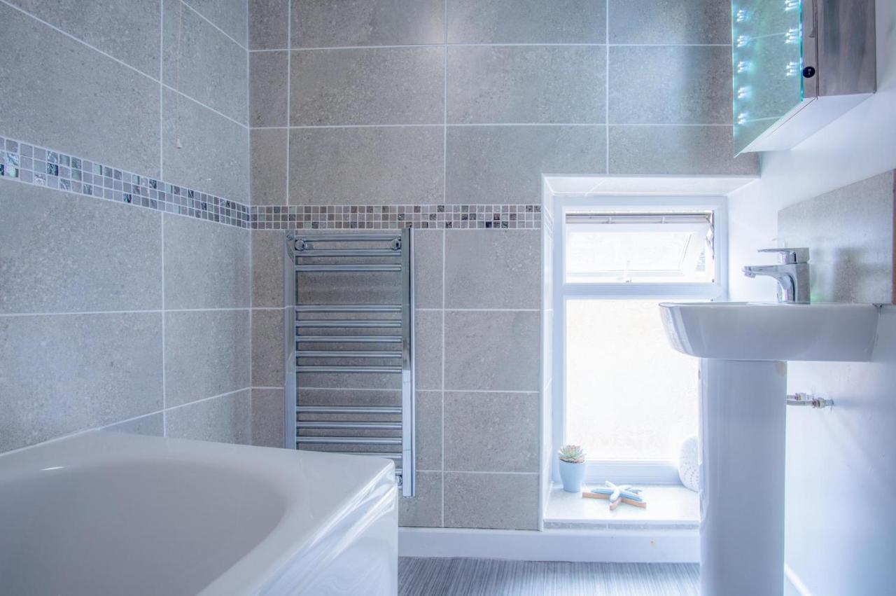 St Julians View - 1 Bedroom Apartment - Tenby Luaran gambar